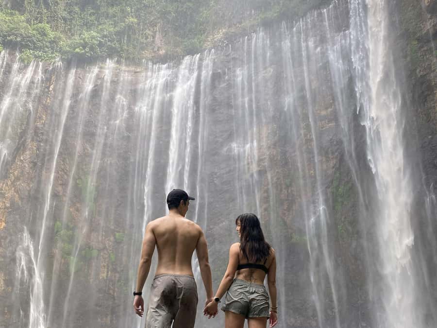 Start Surabaya or Malang Tumpak Sewu Bromo Ijen 3 Days - The long transfer to Ijen: where your hotel base matters