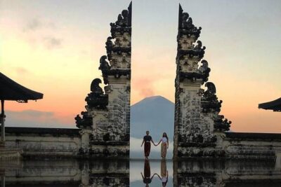 Sunrise At Heaven's Gate Lempuyang Luhur Bali - Lempuyang Luhur Temple and Heaven’s Gate: sarongs, views, and calm vibes
