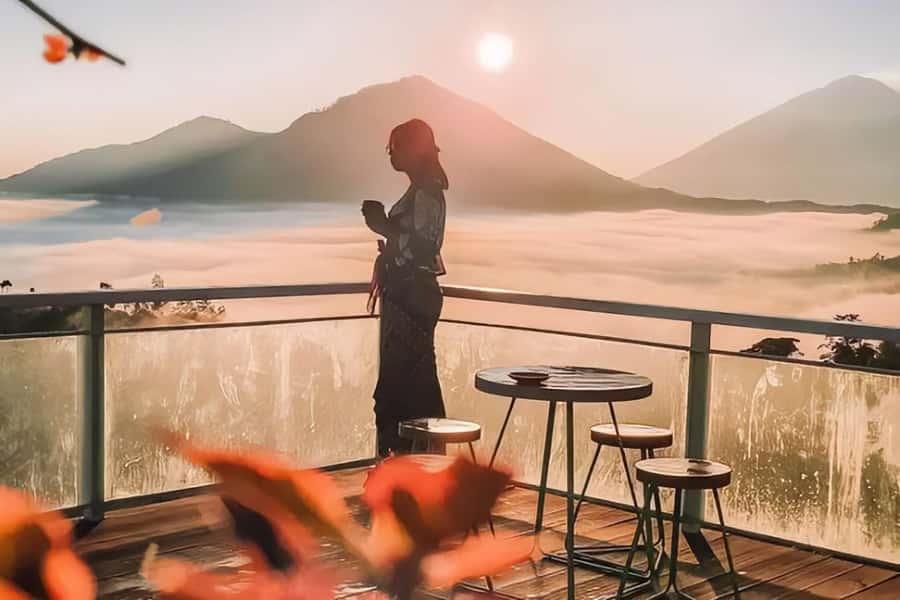 Sunrise Café and Morning Yoga Class - The Ubud jungle yoga: 1 hour, classical form, beginner-safe vibe