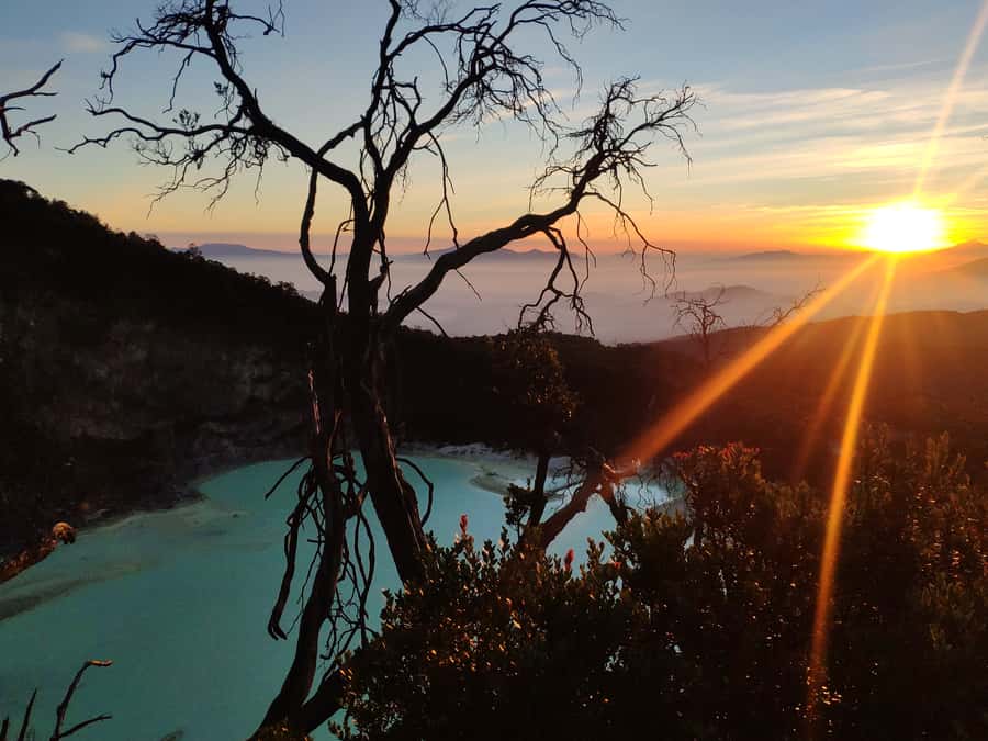Sunrise Sunan Ibu,Kawah Putih,Volcano,Tea factory,Hot spring - Key points to know before you go