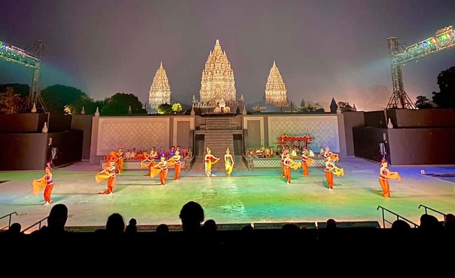 Sunset at Prambanan & Ramayana Ballet (Ticket Guaranteed) - Guided Prambanan: what the guide is actually doing for you