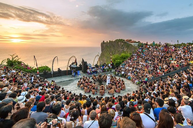 Sunset at Uluwatu Temple and Spa Tour - Who should book this Uluwatu sunset + spa combo