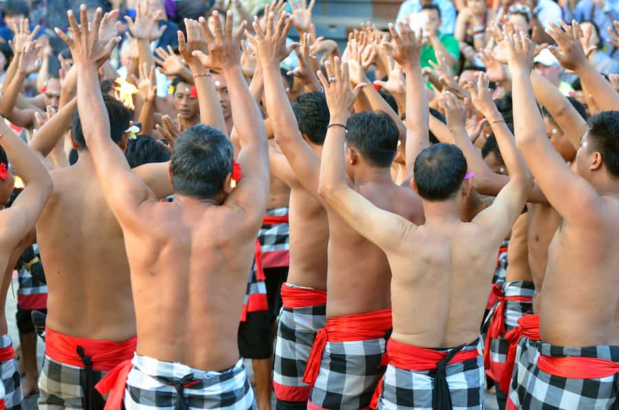 Sunset Temple Tour - Uluwatu Temple: Guided Time on the Cliff + Sarong Rules