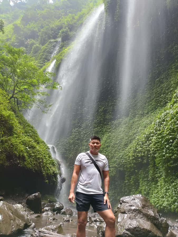 Surabaya: Bromo Sunrise & Madakaripura Falls Full-Day Tour - Madakaripura Waterfall: how to get the best experience (and the wetest one)