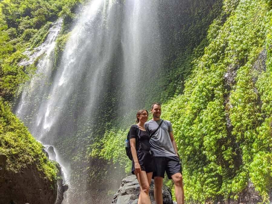 Surabaya: Bromo Sunrise & Madakaripura Falls Full-Day Tour - King Kong Hill and Mount Penanjakan: choosing the best sunrise seat