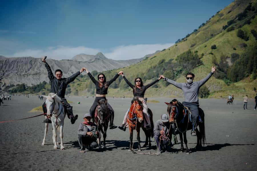Surabaya: Budget Friendly Private Bromo Sunrise Tour - Who this private Bromo sunrise tour is best for