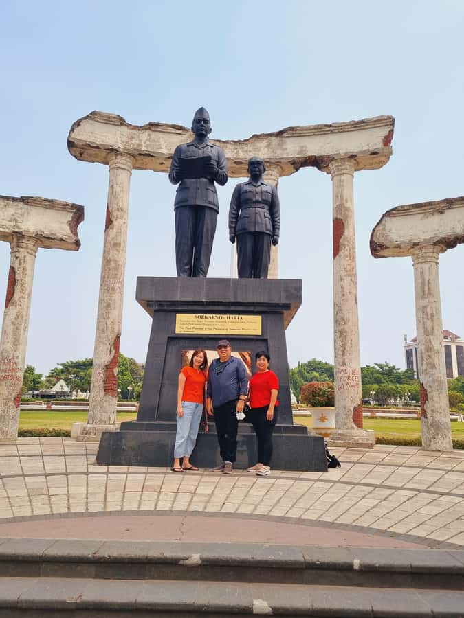 Surabaya Historiculture Private Day Tour - Stop 5: Surabaya Submarine Monument (about 15 minutes) — KRI Pasopati
