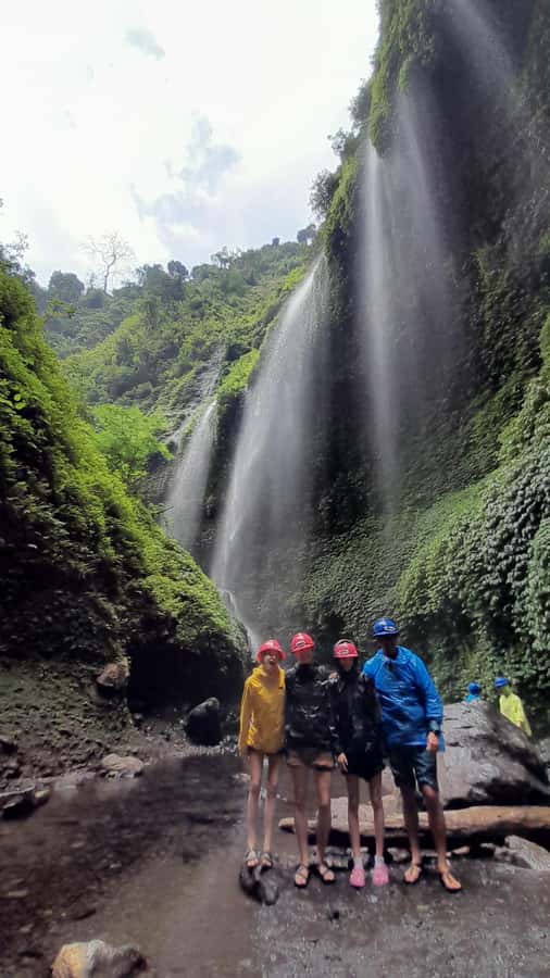 Surabaya: Madakaripura Waterfall, Bromo, and Ijen 3-Day Tour - Day 2 Afternoon and Night: Breakfast, Then Another Hotel Stop