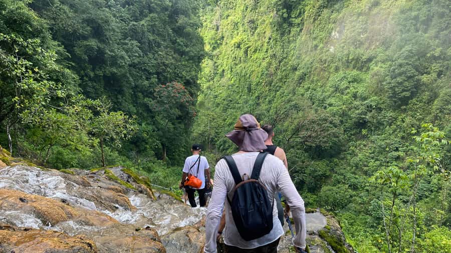 Surabaya/Malang : Mount Bromo and Tumpaksewu Waterfall Tour - Sunrise Over Bromo: Penanjakan Viewpoint Timing Matters