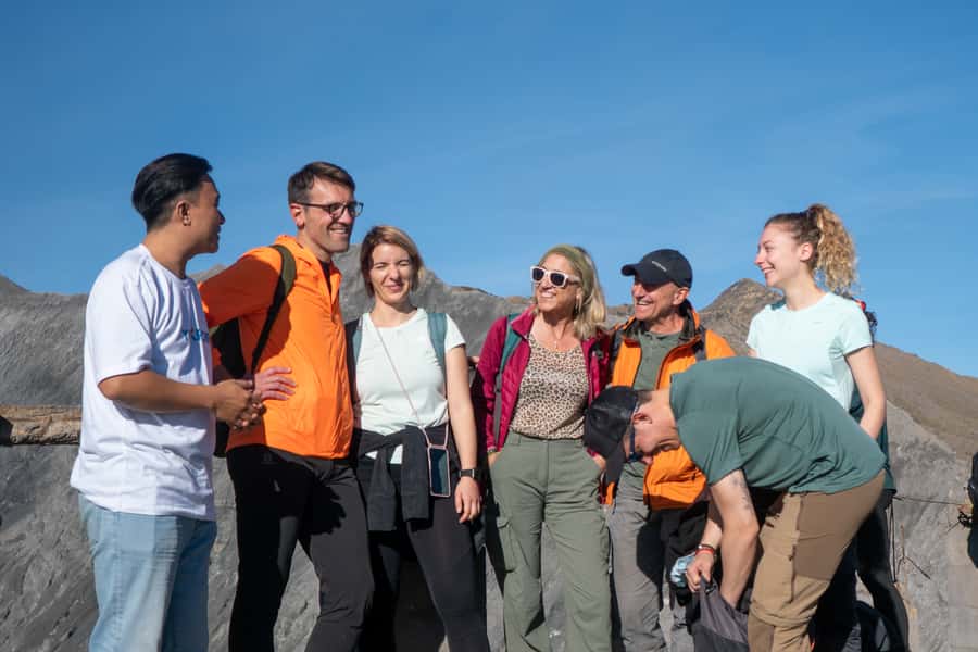Surabaya/Malang : Mount Bromo and Tumpaksewu Waterfall Tour - What to Bring: Make the Cold, Dust, and Water Work for You