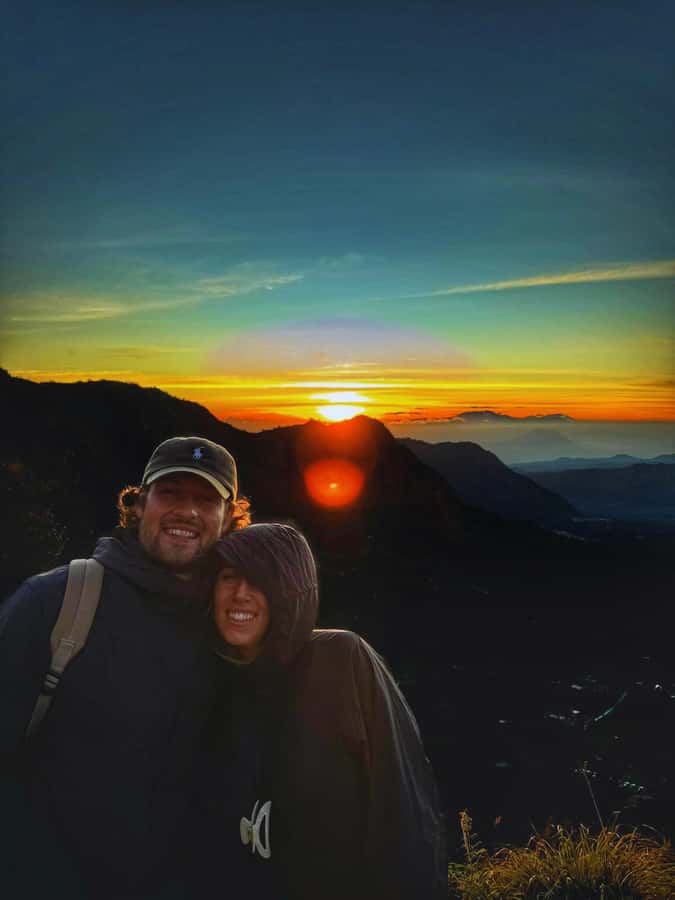 Surabaya: Mount Bromo Sunrise Efficient 1 Day Tour - The 4WD jeep push to Penanjakan: built for the timing