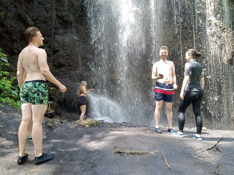 Surabaya or Malang: Tumpak Sewu Waterfall Share Guided Tour - Break time and refuel: the calm reset you need