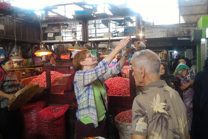 Surabaya Private Tour - Majapahit Hotel and the art of slowing down
