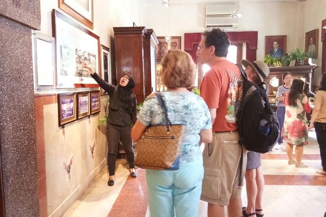 Surabaya Shore Excursion For Cruise Passengers - Arab Quarter + Chinese Temple Time: Two Cultures in One Cruise Day