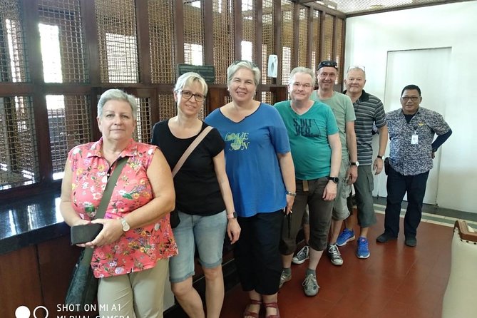 Surabaya Shore Excursion For Cruise Passengers - Lunch at a Premium Local Restaurant: Good Energy for the Home Stretch