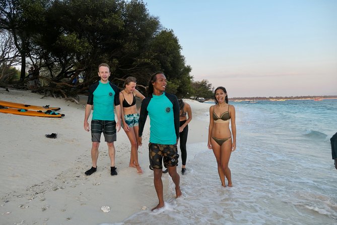 Surf Lesson Gili Trawangan - The real schedule: what happens in the 2-hour lesson