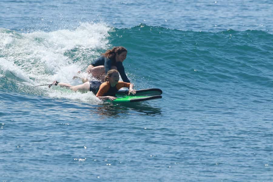 Surf Lessons in Uluwatu for All Levels - Coaches that help you stand faster (and feel safer)