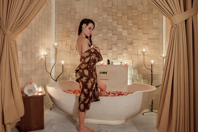 Sweet Dream Couple Treatment by ANJALI SPA - The Balinese body massage (60 minutes): comfort first, pressure second