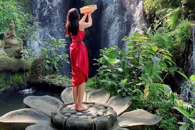 Taman Beji Griya Waterfall Tranquil Purification Ceremony - Price and value at $58.35: what you’re paying for