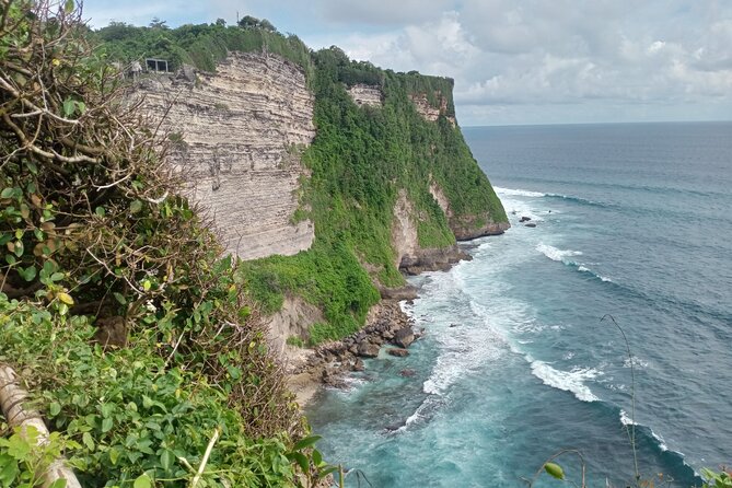 Tanah Lot and Uluwatu Temple Private Guided Tour - What It’s Like With Different Guides (and How to Get the Best Day)