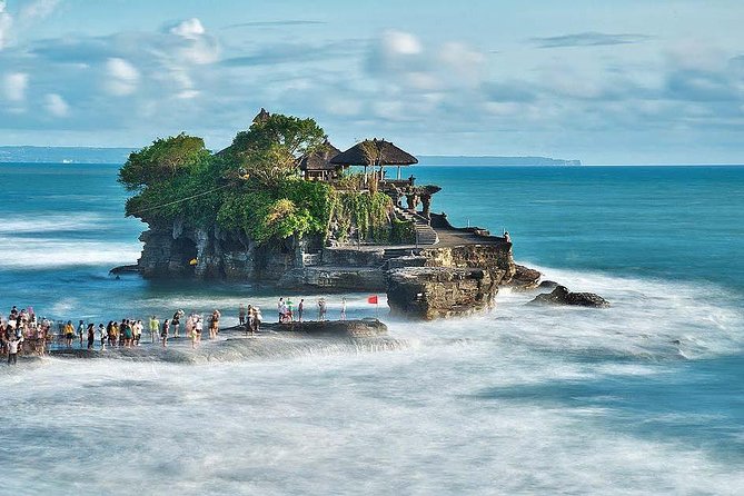 Tanah Lot Sunset and Monkey Forest Tour. - Stop 3: Tanah Lot at Sunset on an Offshore Rock (About 2 Hours)