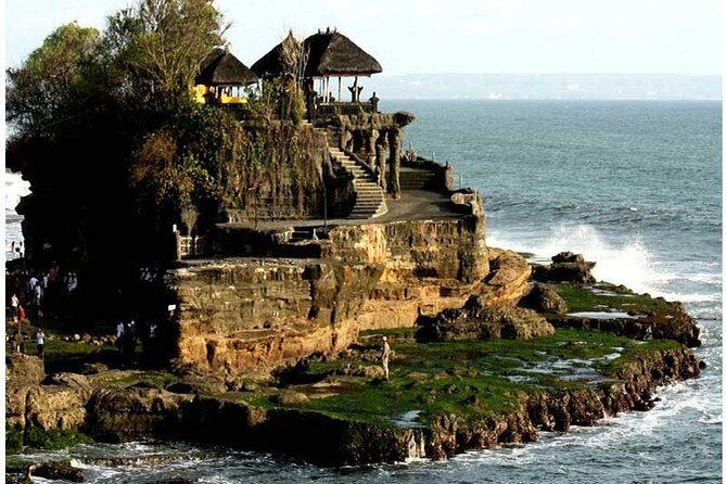 Tanah Lot Sunset Private Tour - Weather, walking, and what to bring for temples by the sea