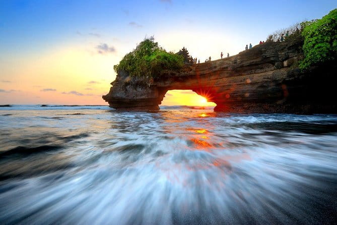 Tanah Lot Sunset Tour with Kecak Show and Dinner - Key highlights at a glance