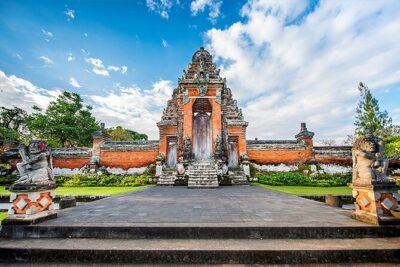 Tanah Lot Temple Tours, include Tickets - Tanah Lot Sea-Rock Temple: Getting the Photos and the Sea Gods