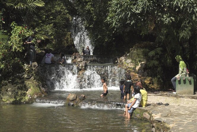Tangkuban Parahu Volcano North Bandung Private Tour - Key highlights you’ll care about