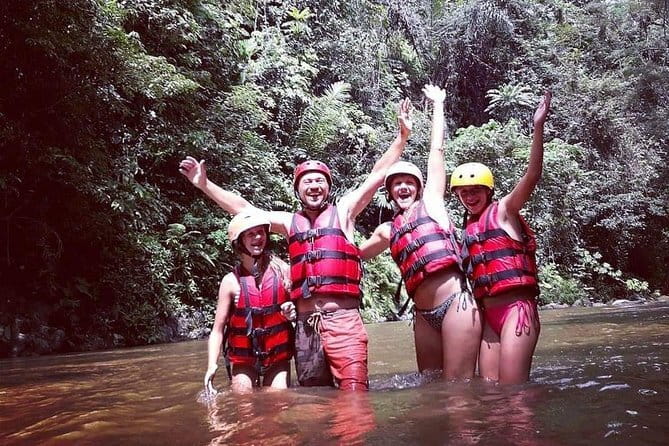 Telaga Waja Rafting and Jimbaran Seafood Dinner - Safety gear, showers, and changing rooms: the difference between a trip and a headache
