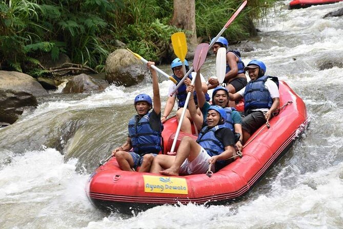 The Best Ayung River Rafting Adventure in Ubud - The Riverside Stop: Drinks On Hand Without Breaking the Day