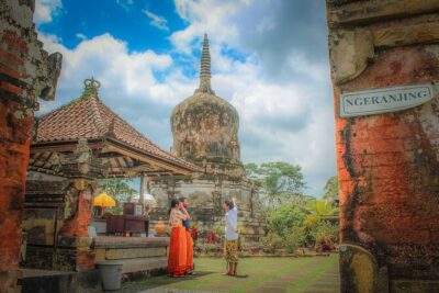 The Essence Of Bali - Manukaya start: backroads, a family welcome drink, and cultural details