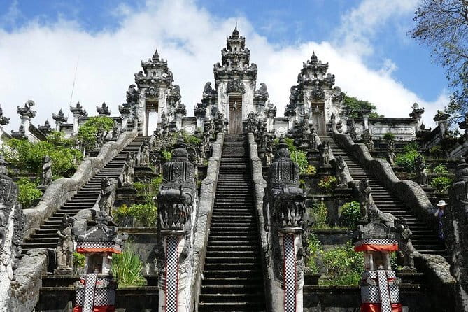 The Gate Of The Heaven Bali with Top Places To Visit In The East of Bali - Why this East Bali day starts at 3:30 am