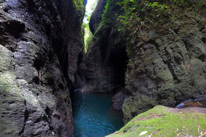 The Hidden Gorgeous Canyoning | Aling Canyon - Trekking down to the canyon: where the fun starts