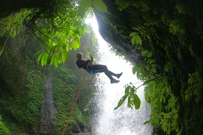 The Natural Canyoning in Alam Canyon - Key things that make Alam Canyon different