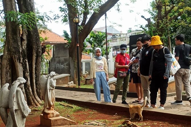 The Secret Society of Batavia - Walking Tour - GPIB Immanuel Jakarta: Dutch Church Architecture in a Live City