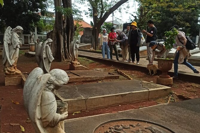 The Secret Society of Batavia - Walking Tour - Pos Bloc Jakarta: Starting Inside the Post Office Complex