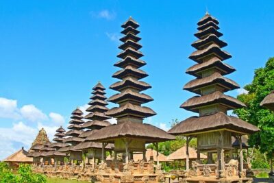The Three Temples of Bali Half Day Private Tour - Taman Ayun Temple: Royal Lake Views and a Calm Opening Stop