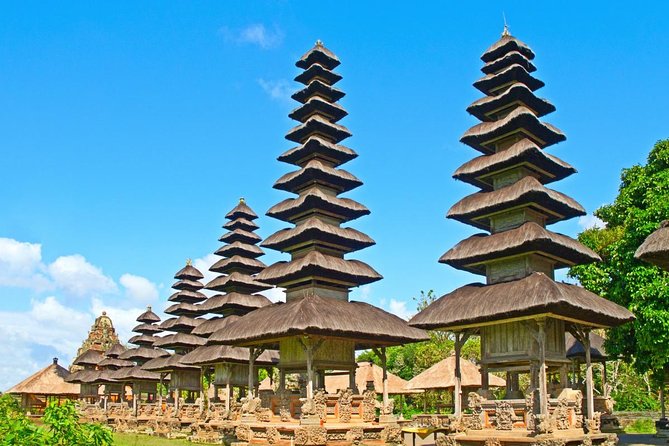 The Three Temples of Bali Half Day Private Tour - Taman Ayun Temple: Royal Lake Views and a Calm Opening Stop