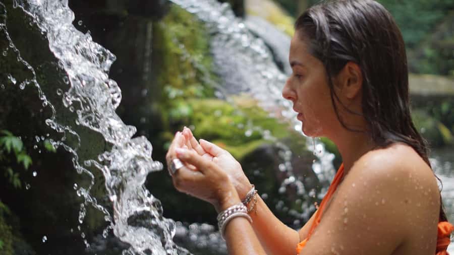 Tirta Empul Holy Water & Palm Reading – Private Tour - Palm reading at Puri Pandawa Bali: personal insight in a one-on-one setting
