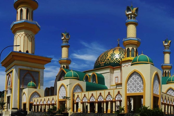 Tour for Cruise Ship Passenger - Mataram’s Islamic Center Mosque: a modern monument stop