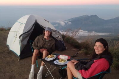 Trekking Mt. Rinjani 2D1N Via Sembalun - Crater Rim - Summit - Day 2: From Sembalun Lawang registration to Pos 1 and Pos 2 views