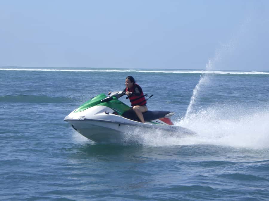 Triple Package Self Drive Jet Ski, Banana & Parasailing - A quick reality check before you go