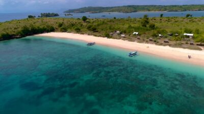 Tropical Escape: South East Lombok Beach & Snorkeling - Segui Beach: the calm, clear start that sets expectations