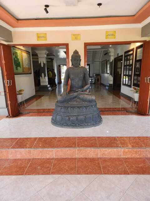 Trowulan Tour Ruin of Majapahit Kingdom - Tikus Temple: rat statues and Durga worship