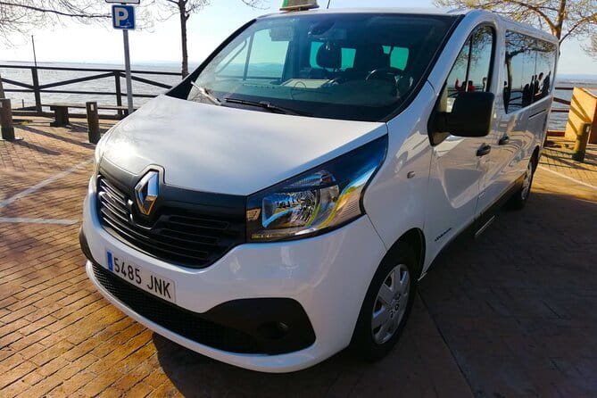Try find your better than us! Airport transfer service in Denpasar HTL-APT(DPS) - Cars, Luggage, and Choosing the Right Size (Sedan, MPV, or Van)