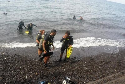 Try Scuba Diving at Tulamben Shipwreck - Shore entry and small instructor ratios that keep your day calm