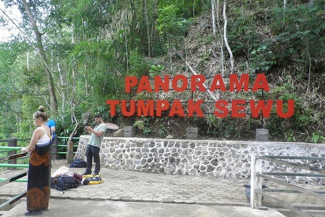 TUMPAK SEWU and BROMO from Malang : 2 Days - Day 1: Malang pickup to roaring Tumpak Sewu