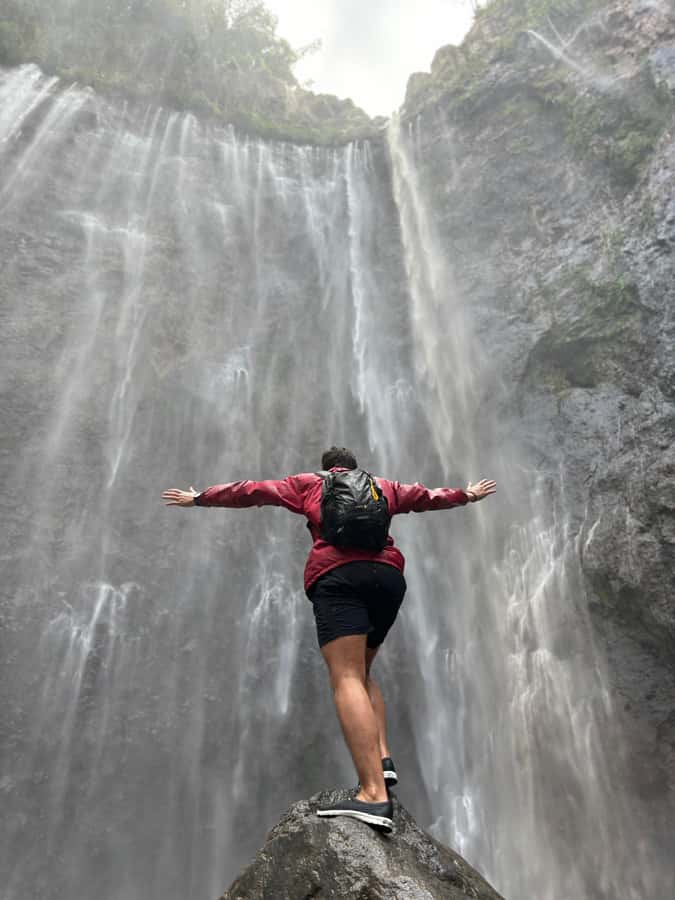 TumpakSewu Waterfall,from MLG/SURABAYA (PRIVATE) - The early start drive: AC comfort and a smart timeline
