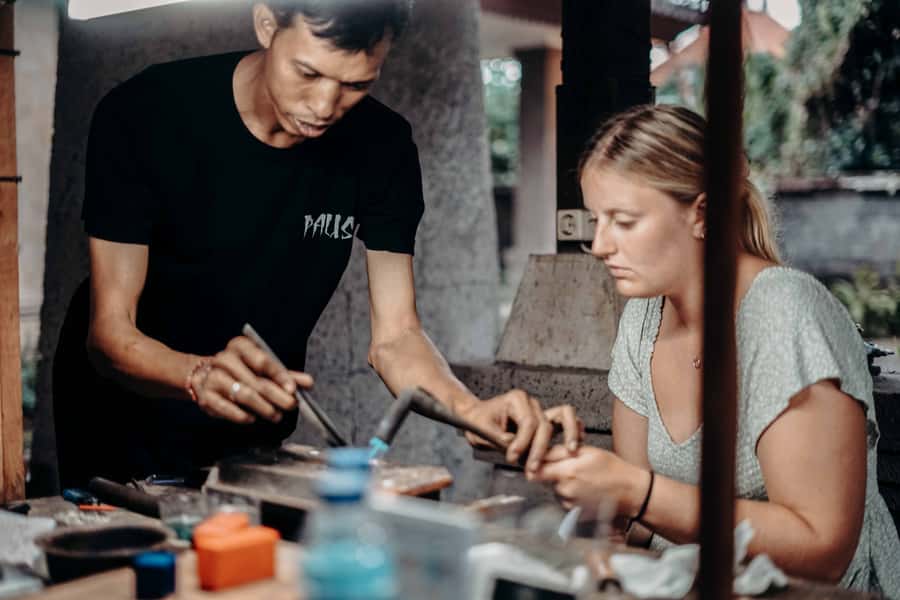 Ubud: 2-Hour Make Your Own Silver Jewellery Class - Where You Start: Krisna Yuna Gallery by Bali Zoo